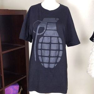 Hustle Avenue grenade t-shirt